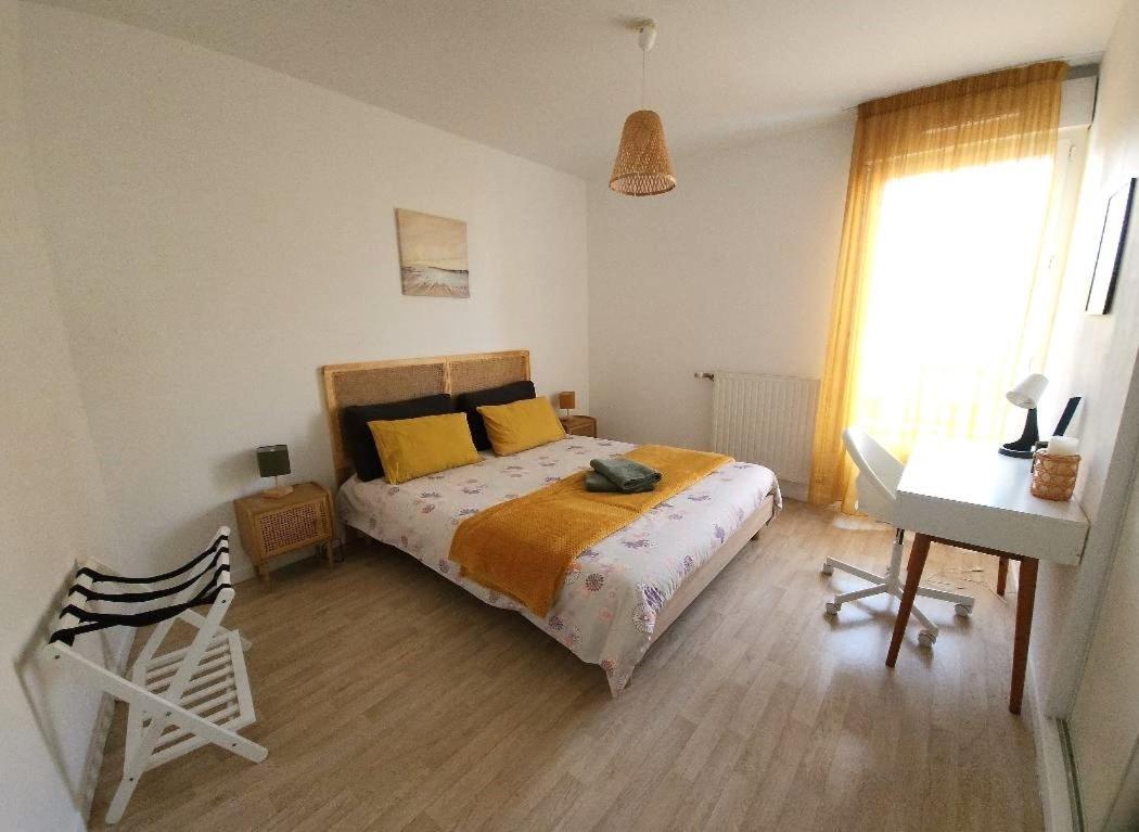 Superbe Appartement ,Proche De Paris, Dans Residence Privee , Ideal Familles, Parking Et Wifi Gratuits! ! ! Витри сюр Сен Екстериор снимка